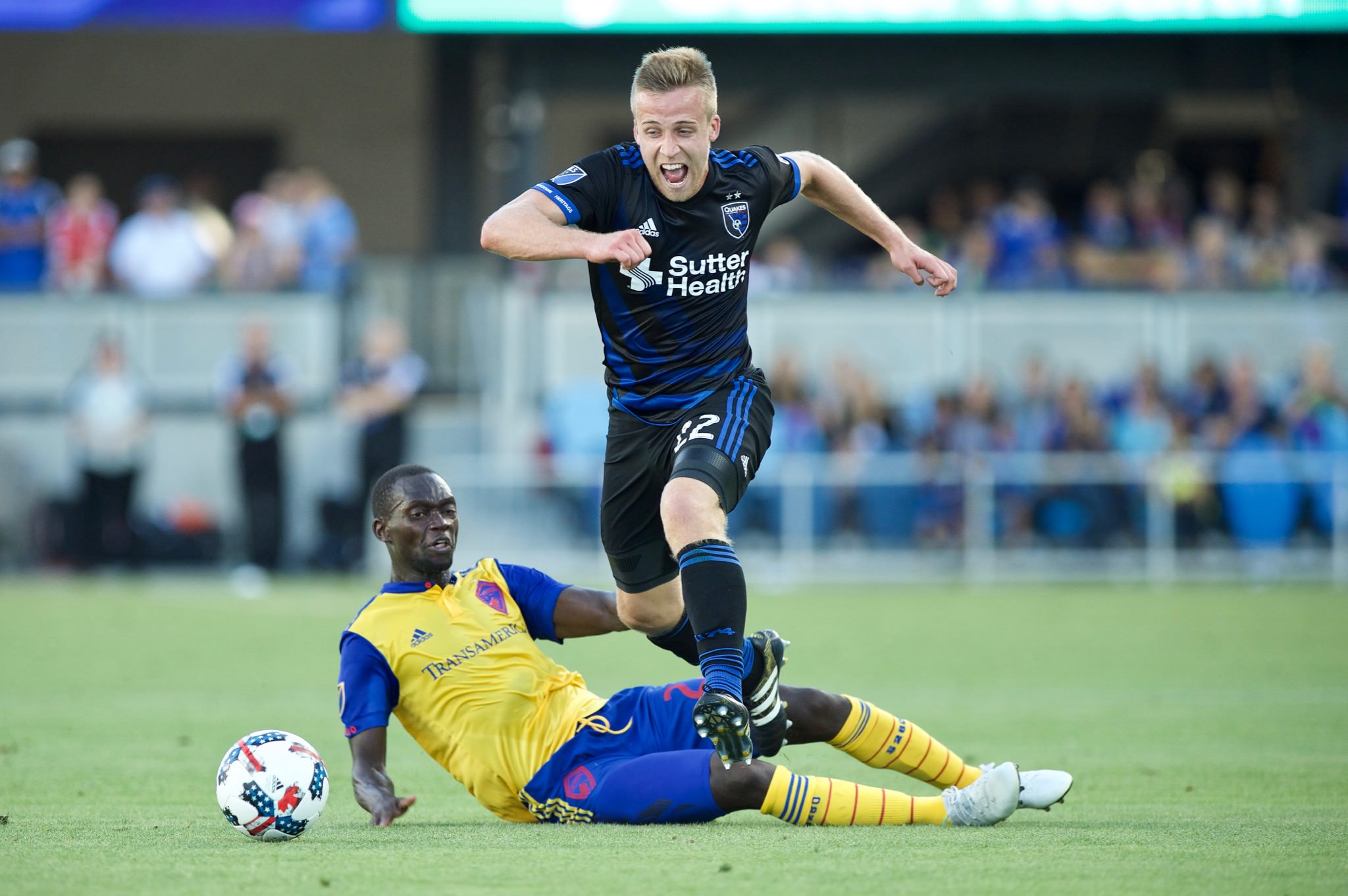 商业合作创 商业合作创